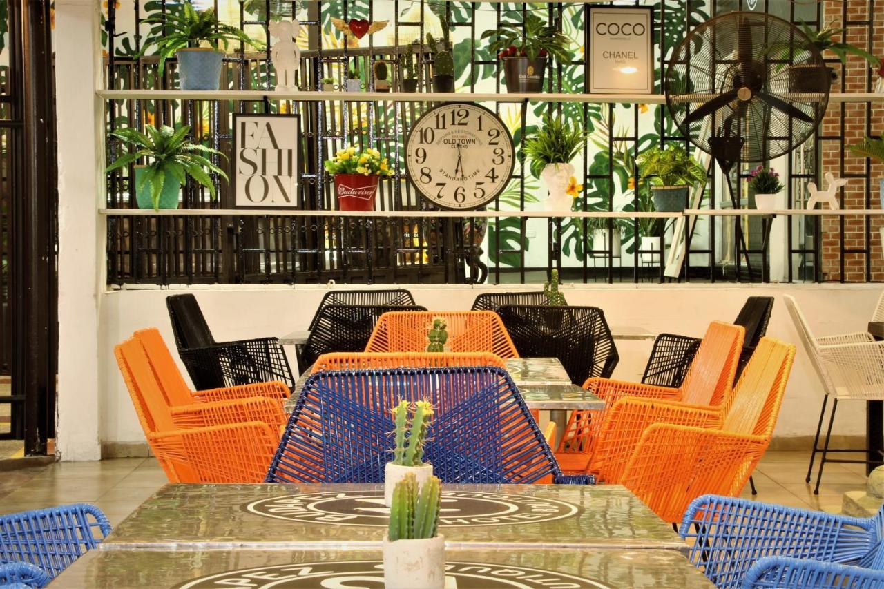 Hotel Boutique Budapez Гонда Экстерьер фото